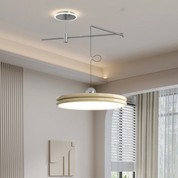 Lampa wisząca z obrotowymi ramionami