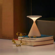 Bezprzewodowa lampka stołowa w kształcie klepsydry
