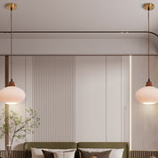 Biała Ceramiczna Lampa Wisząca w Stylu Vintage