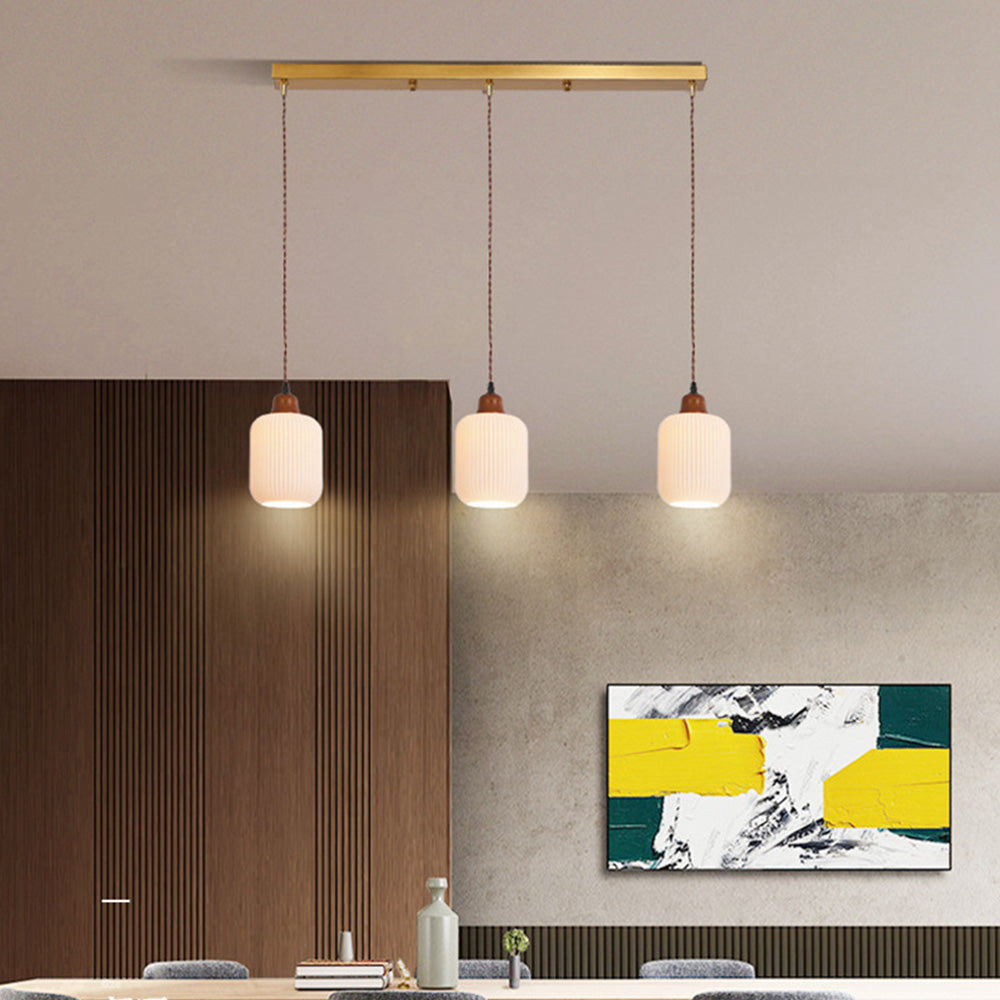 Biała Ceramiczna Lampa Wisząca w Stylu Vintage
