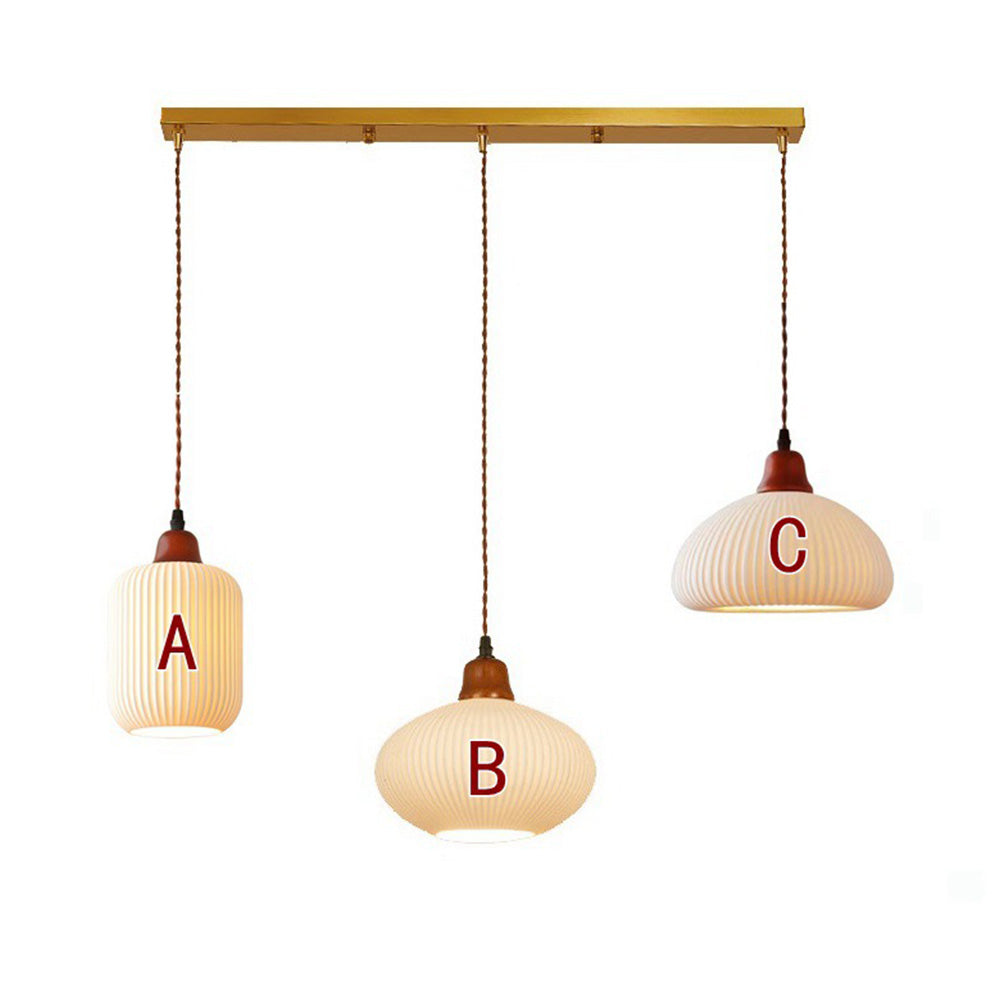 Biała Ceramiczna Lampa Wisząca w Stylu Vintage