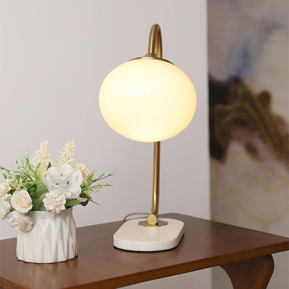 Designerska Lampa Stołowa ze Szkła i Metalu