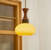 Drewniana Lampa Wisząca z Pomarańczowym Kloszem Retro