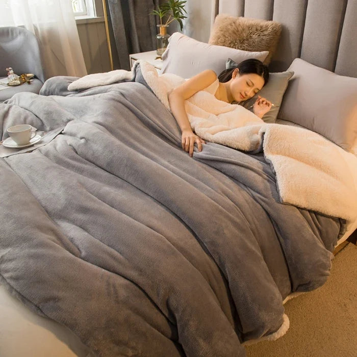 Dwustronny koc flanelowy z miękkim wykończeniem fleece
