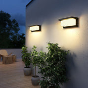 Inteligentna Lampa Ścienna z Czujnikiem Ruchu