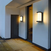 Inteligentna Lampa Ścienna z Czujnikiem Ruchu
