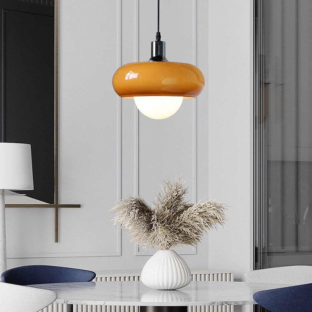 Kawowa_Szklana_Lampa_Wisz_ca_Bauhaus_z_Kloszem_Kopu_owym1.jpg