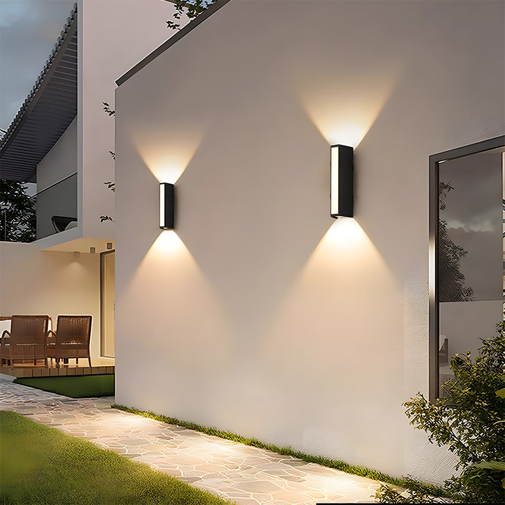 Kinkiet Zewnętrzny LED Góra-Dół Czarny – Aluminiowa Lampa Elewacyjna IP65