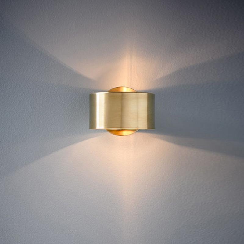 Lampa Nocna z Wykończeniem w Szczotkowanym Mosiądzu | Lampy do Sypialni