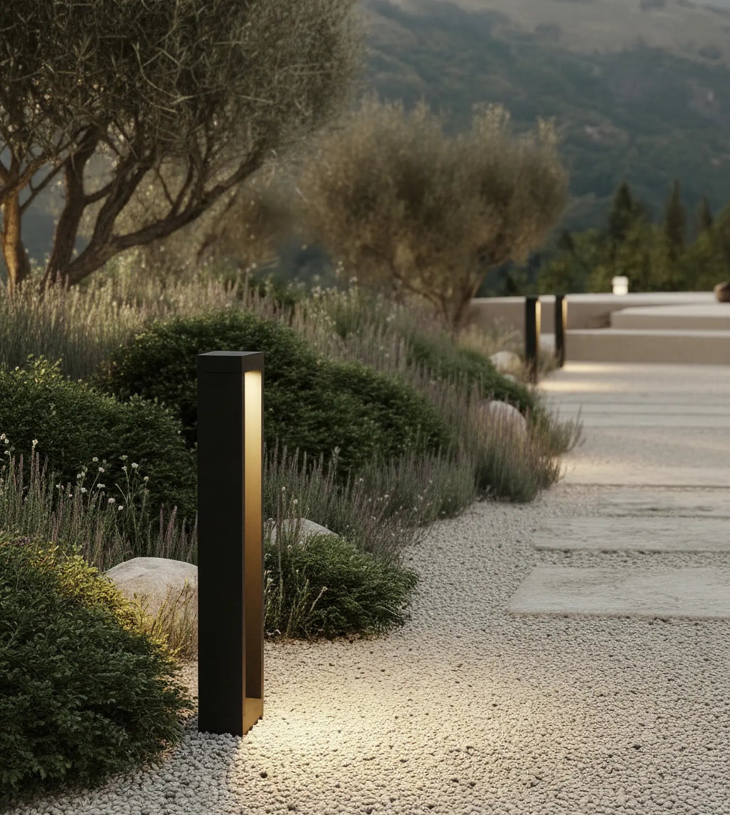 Lampa Ogrodowa LED – Czarna z Dwustronnym Światłem