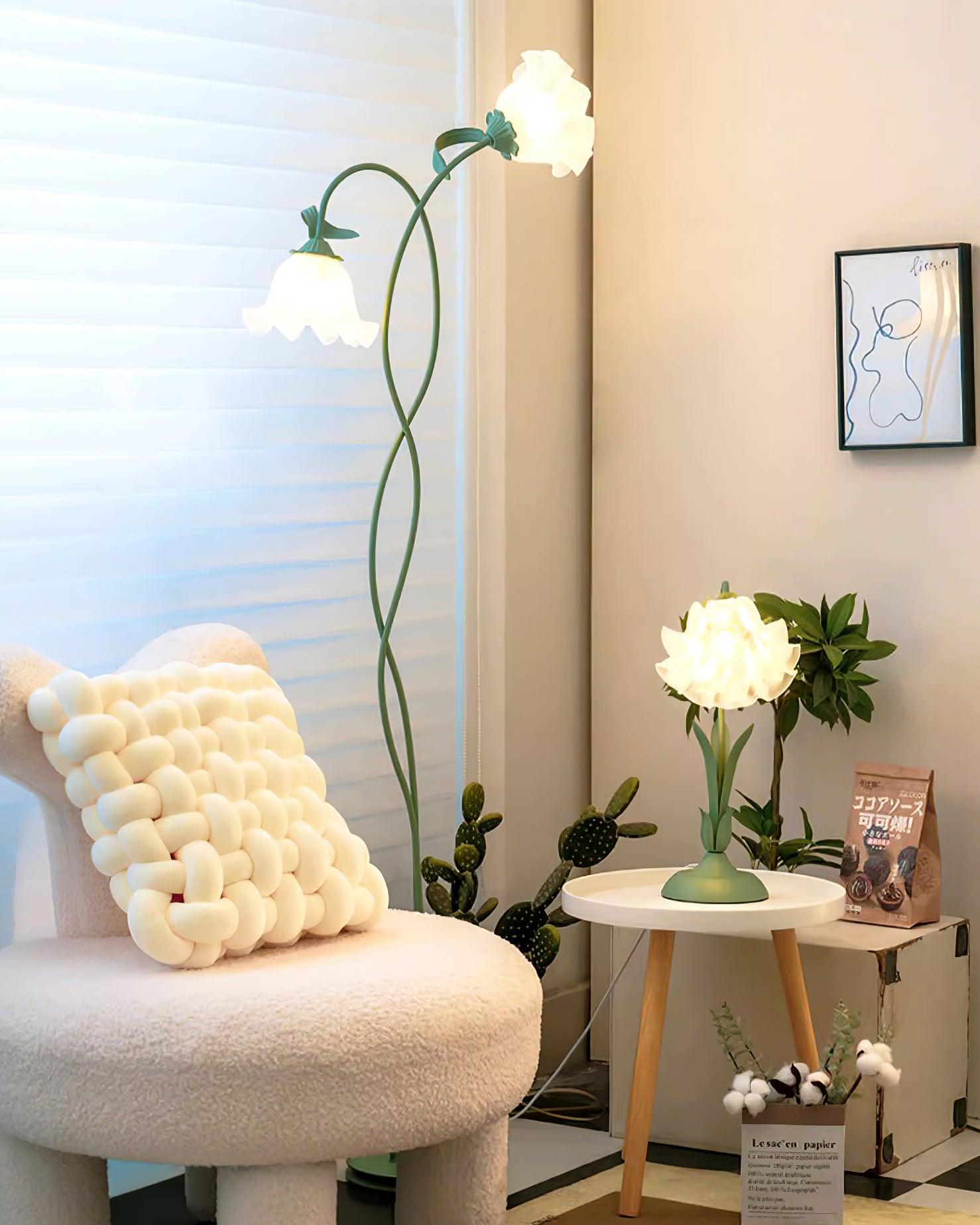 Lampa Stojąca w Kształcie Kwiatu | Minimalistyczna