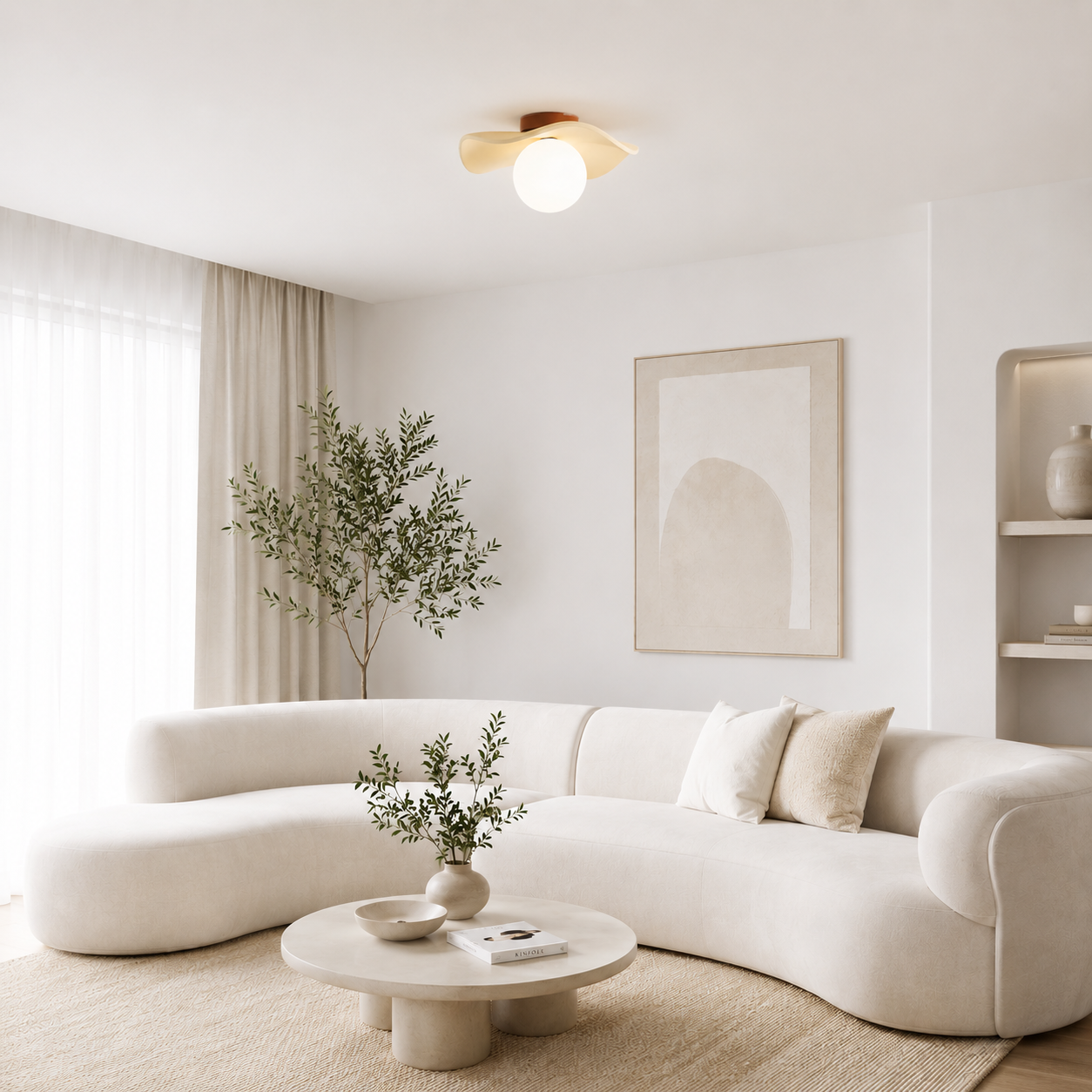 Lampa Sufitowa Rzeźbiarska z Matową Szklaną Kulą – Plafon Organiczny Beż i Brąz