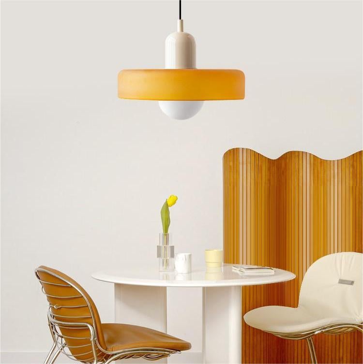 Lampa Sufitowa o Harmonijnej Atmosferze | Lampa do Salonu