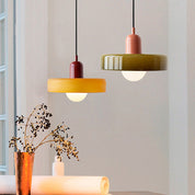 Lampa Sufitowa o Harmonijnej Atmosferze | Lampa do Salonu