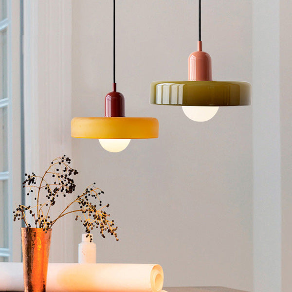 Lampa Sufitowa o Harmonijnej Atmosferze | Lampa do Salonu