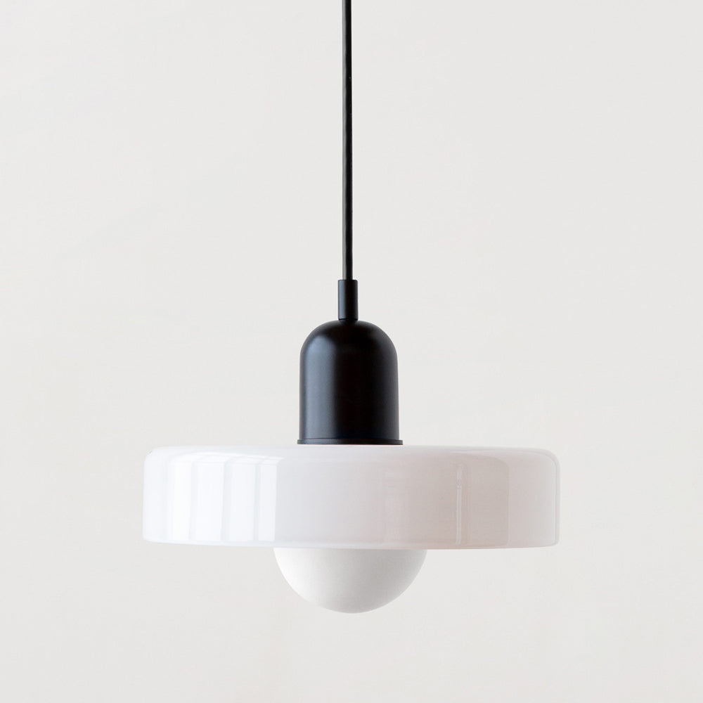 Lampa Sufitowa o Harmonijnej Atmosferze | Lampa do Salonu