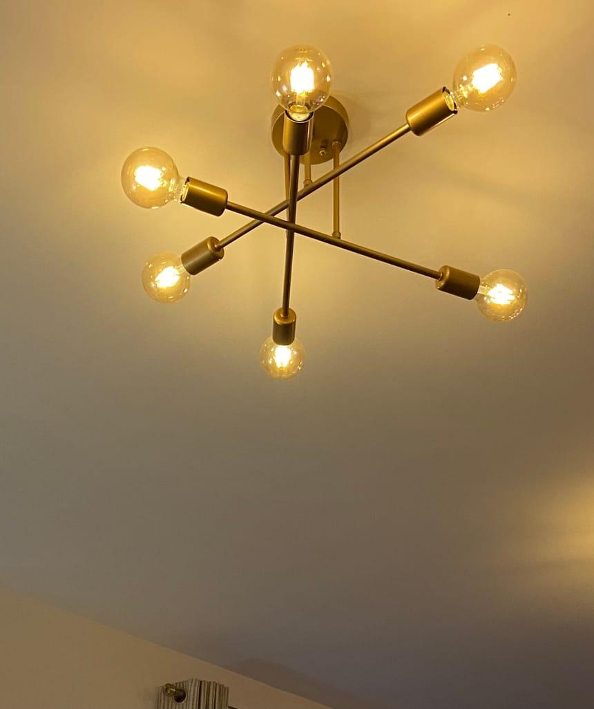 Lampa Sufitowa w Kolorze Złotym | Sputnik