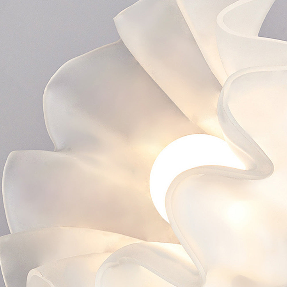 Lampa Sufitowa w Kształcie Kwiatu