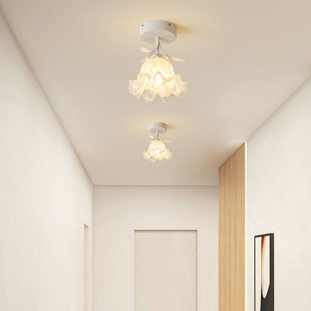 Lampa Sufitowa w Kształcie Kwiatu