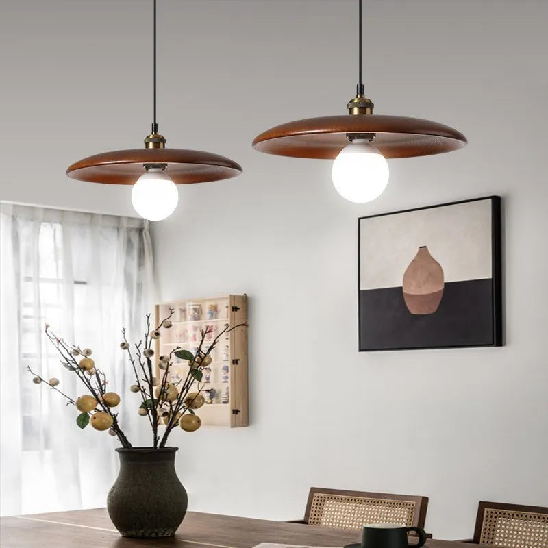 Lampa Wisząca Drewniana Skandynawska – Minimalistyczne Oświetlenie nad Stół i do Kuchni