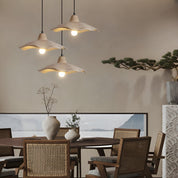 Lampa Wisząca Wabi-Sabi z Cementu – Organiczny Kwiatowy Design