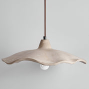 Lampa Wisząca Wabi-Sabi z Cementu – Organiczny Kwiatowy Design
