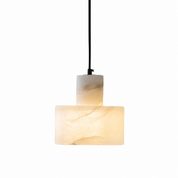 Lampa Wisząca z Alabastru – Cylindryczny Design z Naturalnego Kamienia