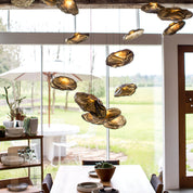 Lampa Wisząca ze Szkła – Organiczna Forma Inspirowana Chmurą