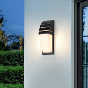 Lampa Zewnętrzna Ścienna z Czujnikiem Ruchu, Matowa Czerń — Oświetlenie LED IP65 do Ogrodu i Podjazdu