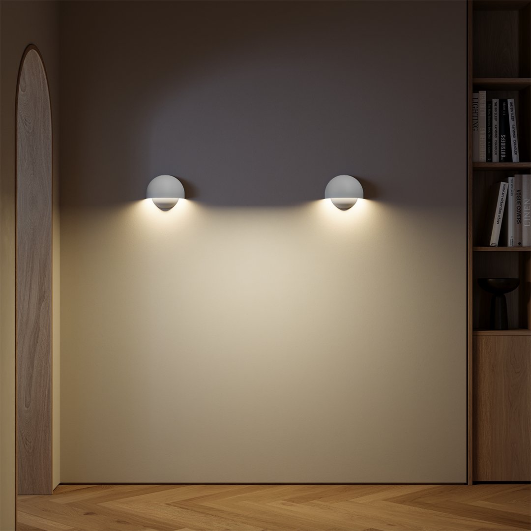 Lampa Ścienna LED – Aluminium z Ciepłym Światłem