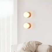 Lampa Ścienna Travertine – Organiczna Forma i Subtelne Oświetlenie