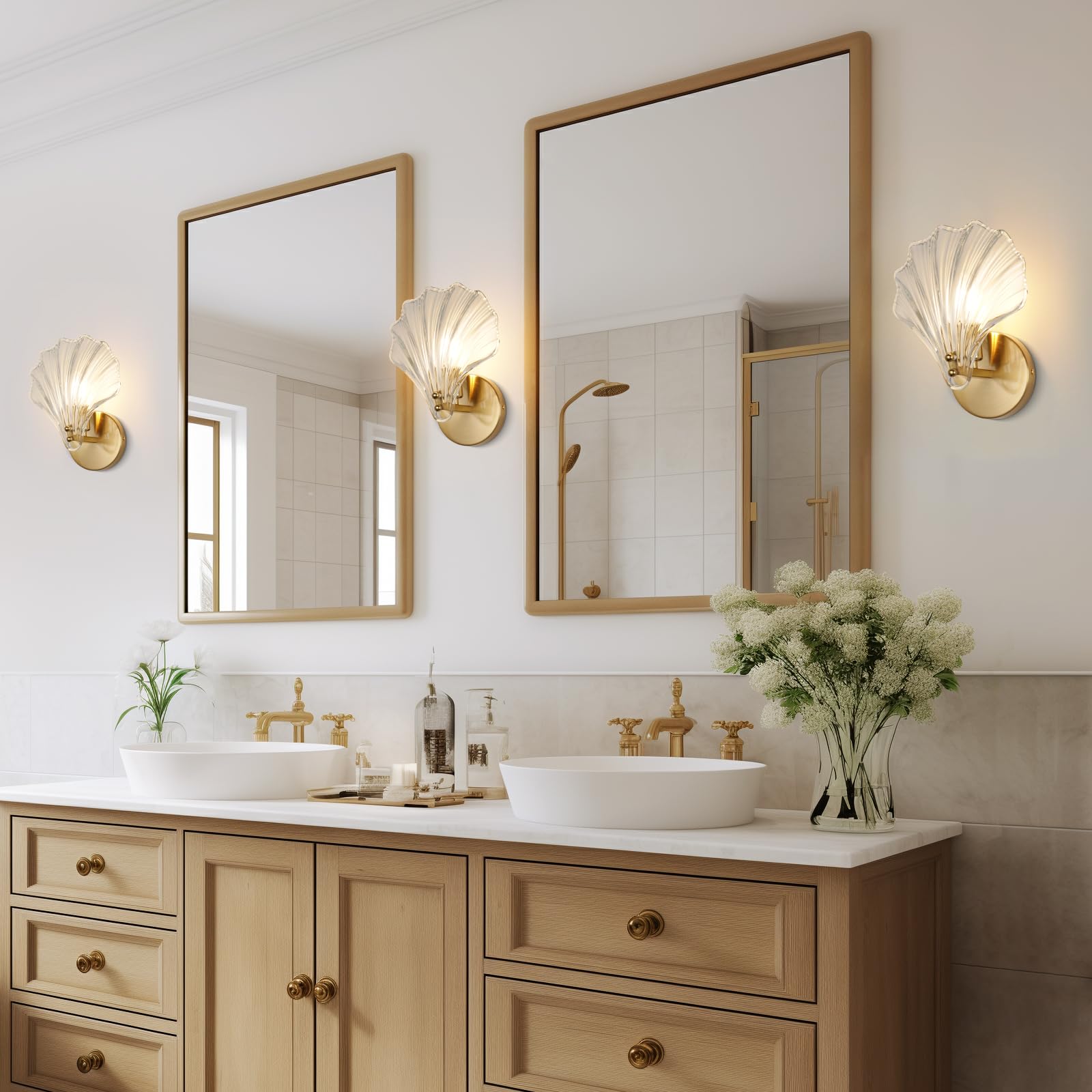 Lampa Ścienna z Ryflowanym Szkłem – Elegancka Forma i Ciepłe Światło