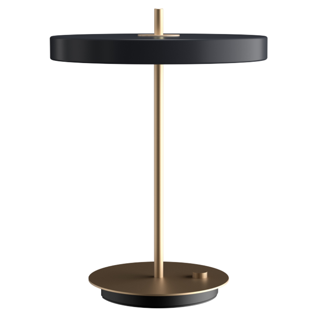 Lampka_na_Biurko_LED_Salon1.png