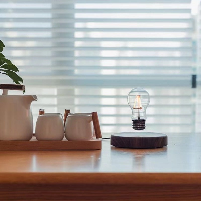 Lewitująca Lampka Na Biurko | Lampa LED