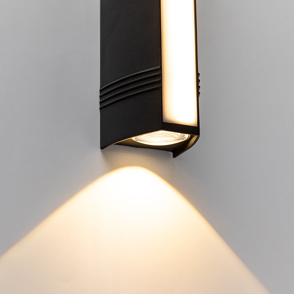 Nowoczesna Zewnętrzna Lampa Ścienna LED Góra–Dół z Czarnego Aluminium