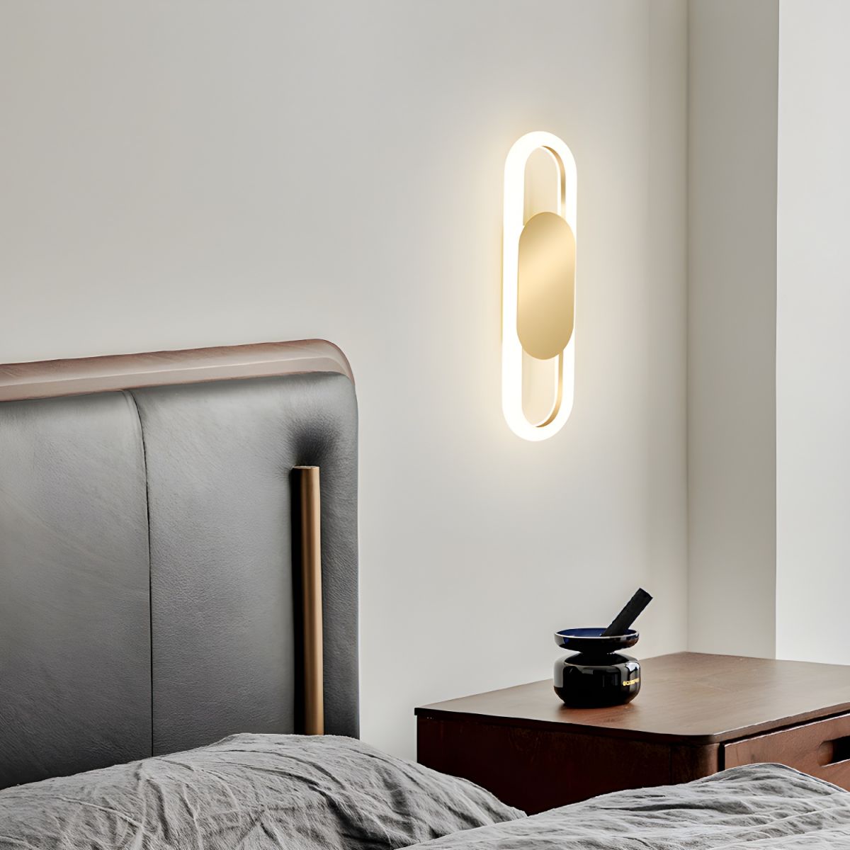 Owalna Lampa Ścienna LED w Kształcie Kapsuły