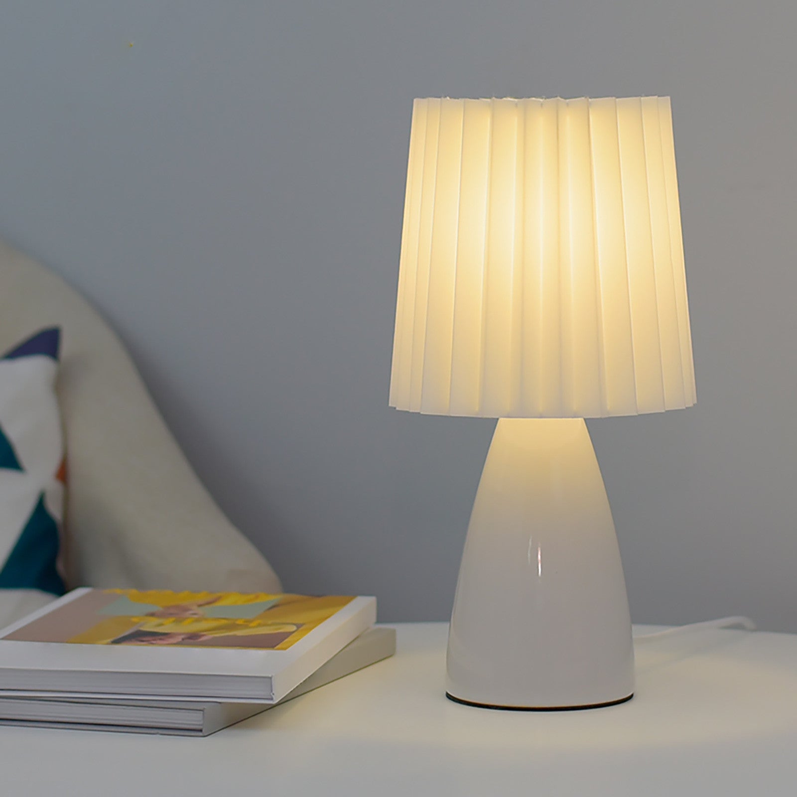 Prosta Mini Lampka na Biurko