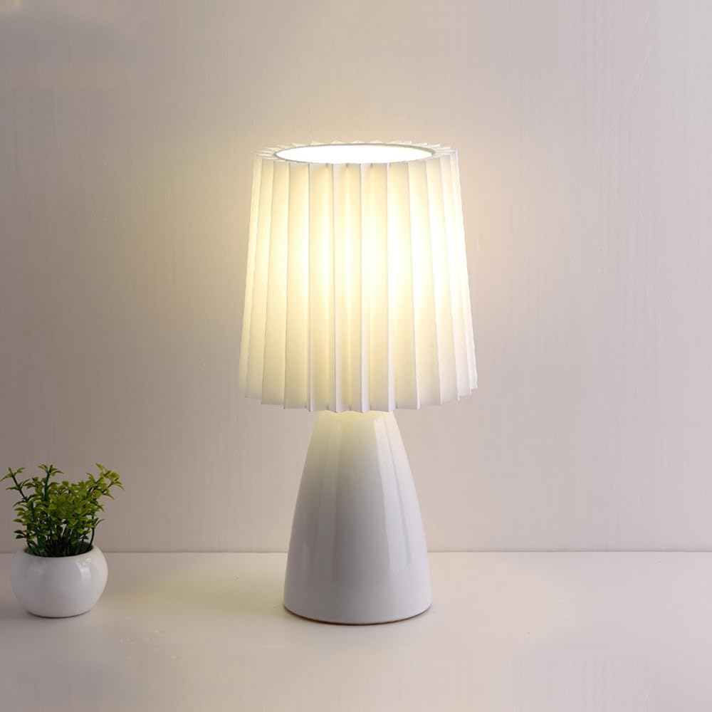 Prosta Mini Lampka na Biurko