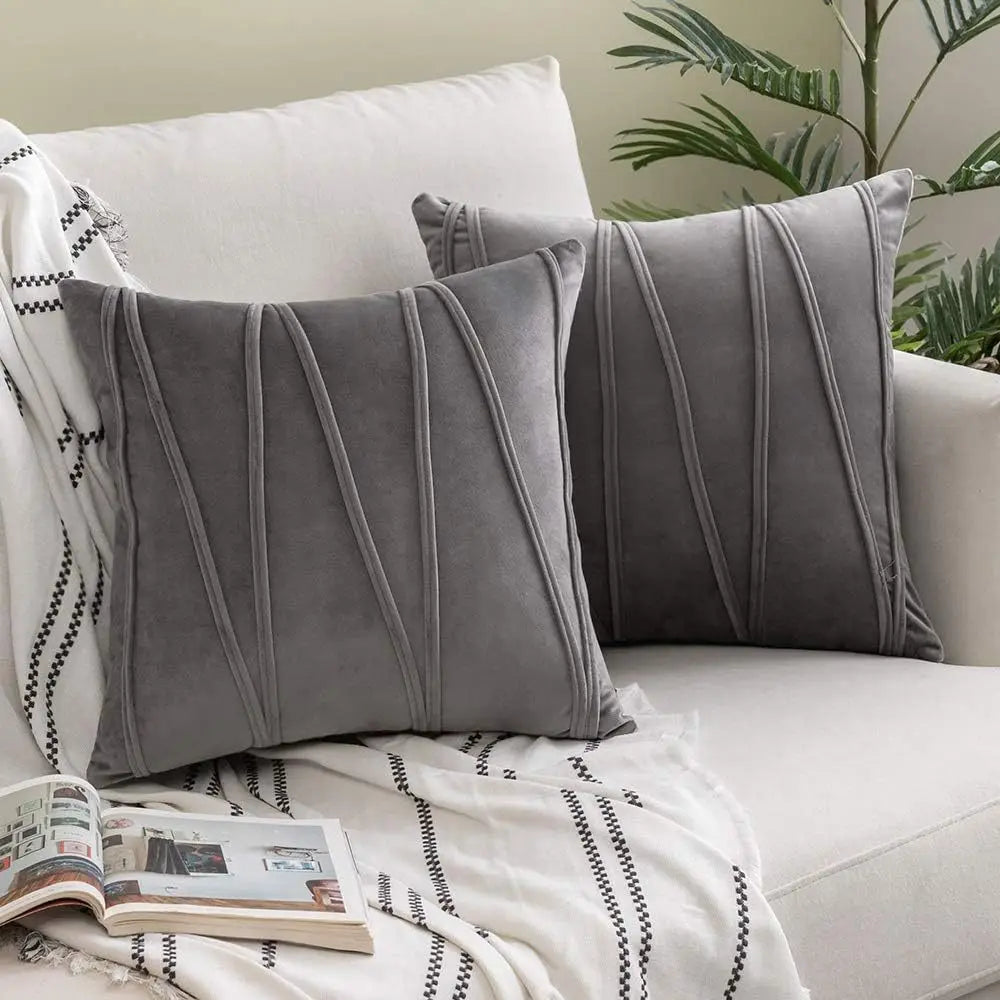 Velvet Decorative Cushion Cover with Wavy Pattern – Soft Pillowcase for the Living Room