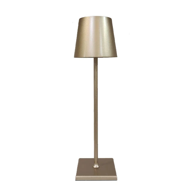 Smuk_a_Bezprzewodowa_Lampka_na_Biurko1.webp