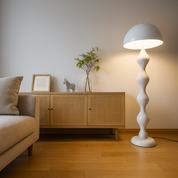 Smukła Lampa Podłogowa LED w Stylu Skandynawskim