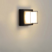 Wodoodporna Zewnętrzna Lampa Ścienna LED z Czujnikiem Ruchu | IP65