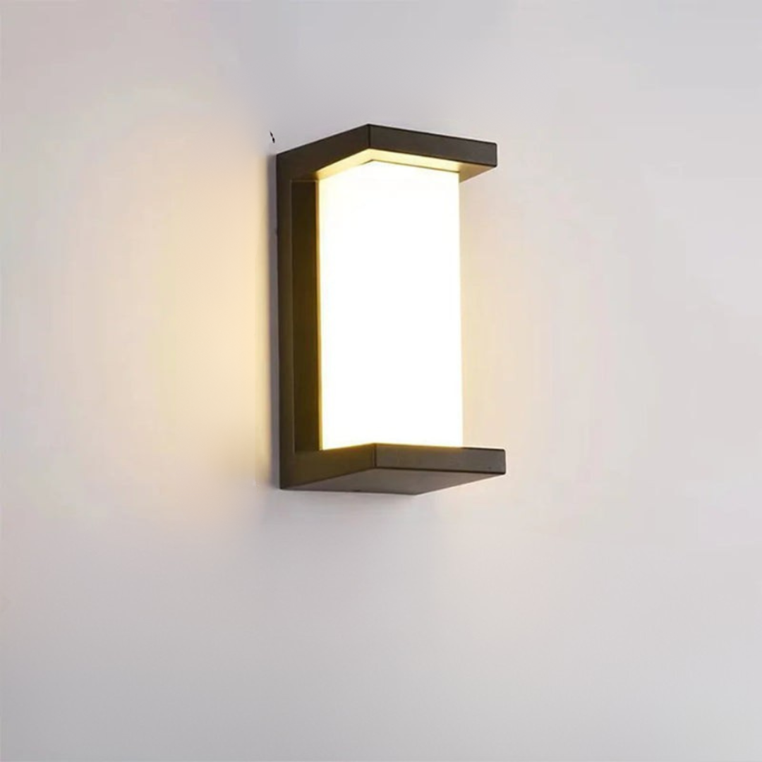 Wodoodporna Zewnętrzna Lampa Ścienna LED z Czujnikiem Ruchu | IP65
