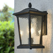 Wodoodporna Zewnętrzna Lampa Ścienna z Kloszem Szklanym w Stylu Farmhouse