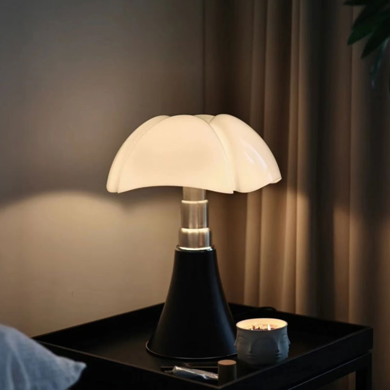 Zabytkowa Lampka na Biurko