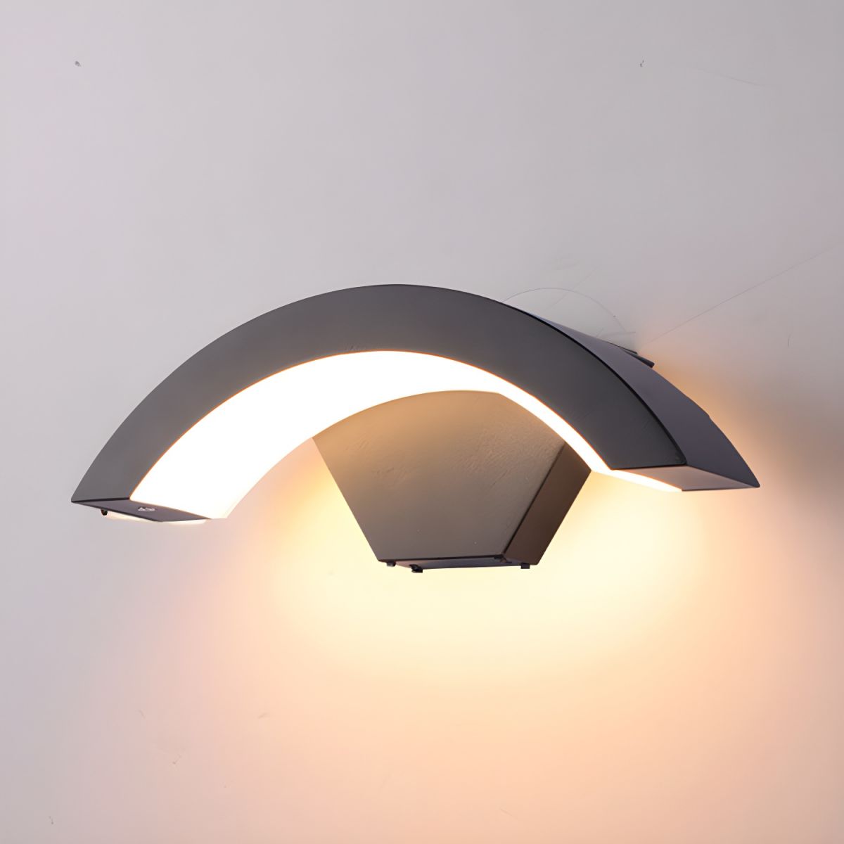 Zakrzywiona Zewnętrzna Lampa Ścienna LED do Elewacji