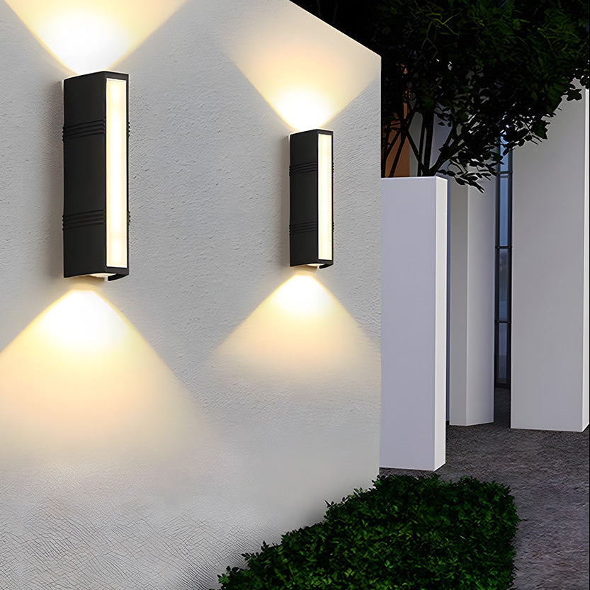 Zewnętrzna Lampa Ścienna LED do Ogrodu i Przy Wejściu