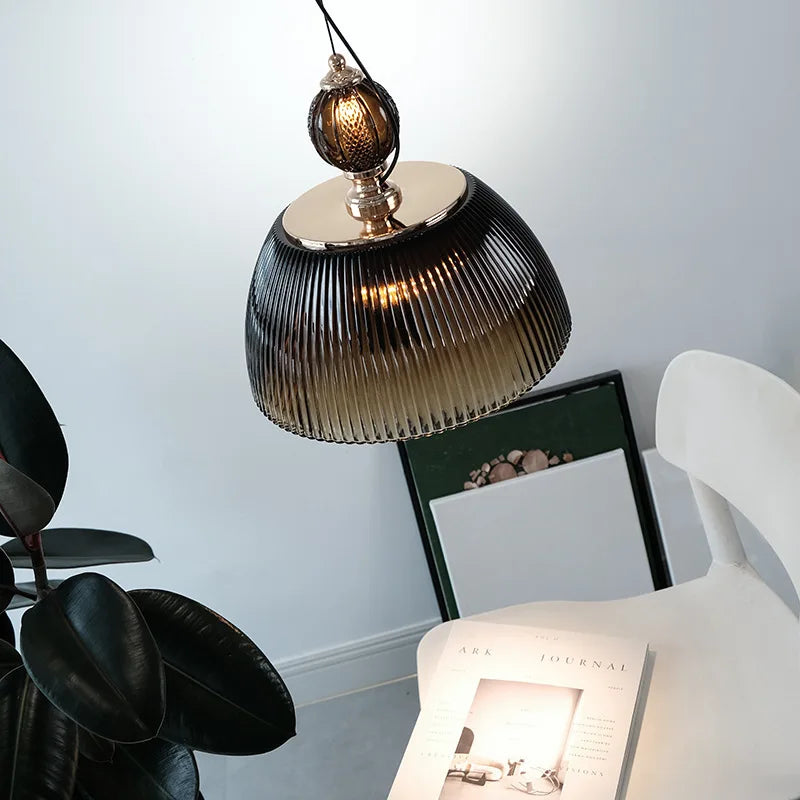 Zielona Szklana Lampa Wisząca w Stylu Retro