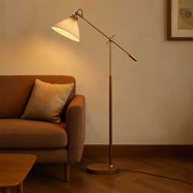 Lampa Podłogowa z Regulowanym Ramieniem – Plisowany Abażur