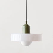 Lampa Wisząca w Stylu Bauhaus – Mleczny Klosz, Biała, Zielona lub Żółta – Zielony